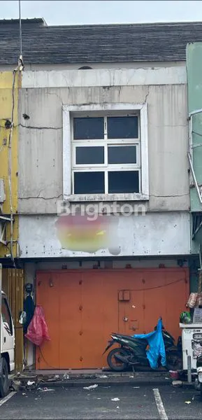 image RUKO 2 LANTAI DI CANADIAN BROADWAY KOTA WISATA (1)