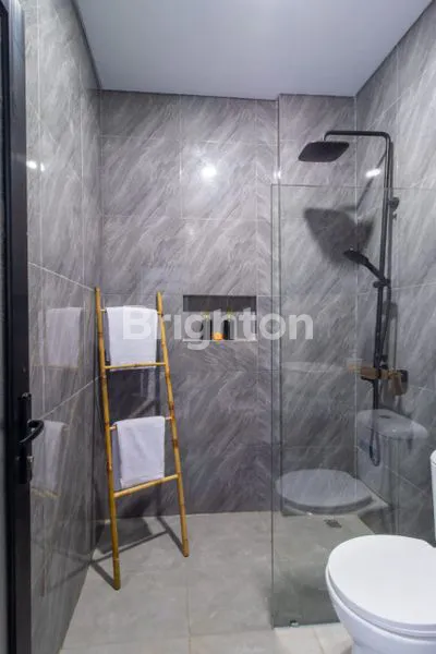 image VILLA MEWAH 8 KT DEKAT GWK, FULLY FURNISHED (4)