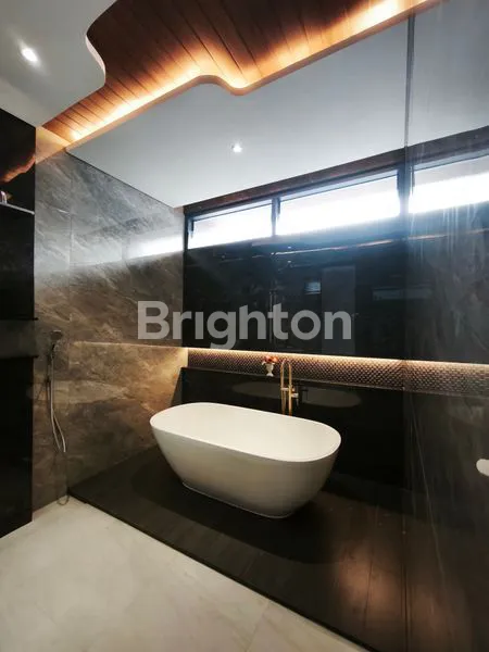 image HUNIAN MEWAH DI CITRALAND, 2 LANTAI SEMI FURNISHED (5)