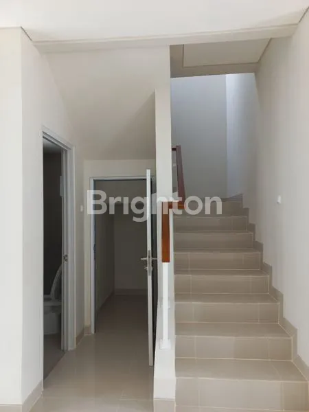 image DIJUAL RUMAH BARU PARAMOUNT PETAL (2)