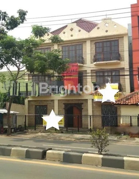 image RUKO 3 LANTAI LUAS DAN STRATEGIS DI CIPUTAT RAYA (1)