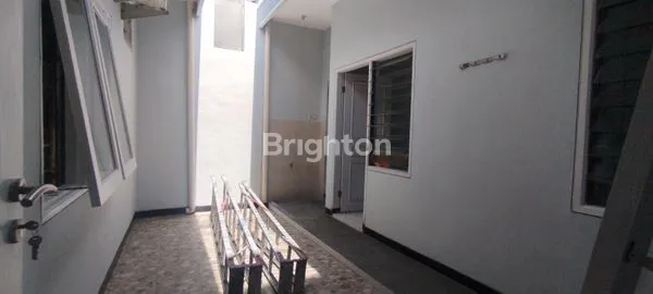 image RUMAH CANTIK 1 LANTAI SEMI FURNISHED NIRWANA REGENCY - RUNGKUT SURABAYA (6)