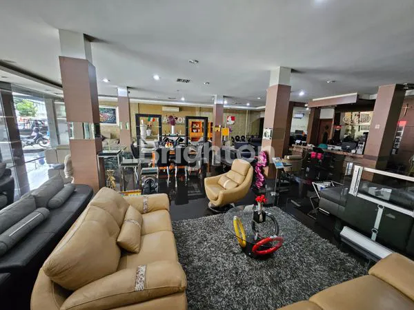 image 3 RUKO GANDENG SIAP USAHA, LOKASI STRATEGIS (4)