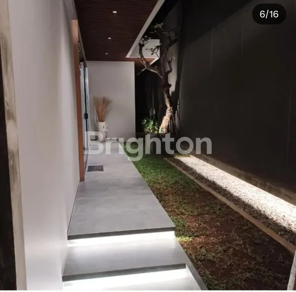 image RUMAH MEWAH CITRALAND, GOLF AREA. 3 LANTAI. LEBAR 12 (7)