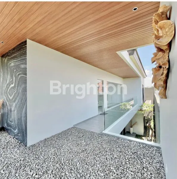 image RUMAH MEWAH CITRALAND, GOLF AREA. 3 LANTAI. LEBAR 12 (6)