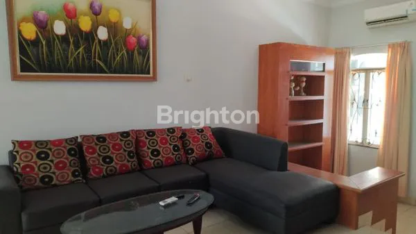 image DISEWAKAN RUMAH 3LANTAI FURNISHED DI KAWASAN ELITE KELAPA GADING (4)