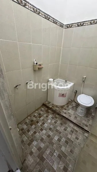 image RUMAH BARU DIRENOVASI, 3KT 1KM DI WARU (8)