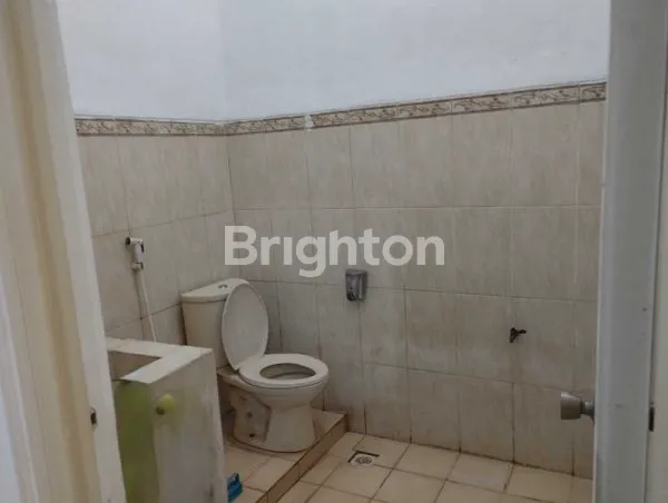 image RUMAH TERAWAT SIAP HUNI DI ISTANA CANDI MAS REGENCY (8)