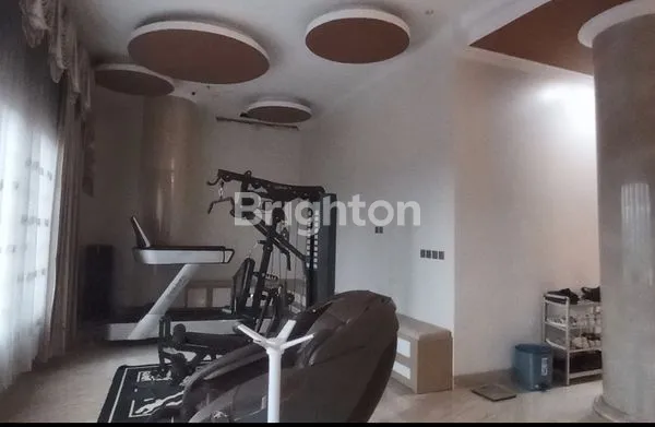 image HUNIAN EKSKLUSIF 1.570 M² DENGAN FASILITAS PREMIUM DI ARCAMANIK (5)