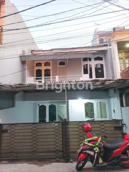 image RUMAH SIAP HUNI LT 90 LB 120 DI SIMPONI, KELAPA GADING (1)
