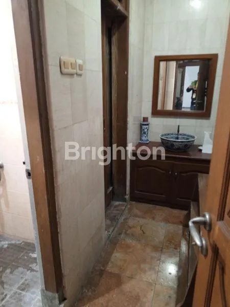 image RUMAH DISEWAKAN DI RAWAMANGUN JAKTIM (7)