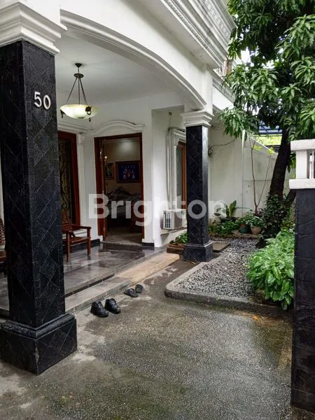image RUMAH DISEWAKAN DI RAWAMANGUN JAKTIM (2)