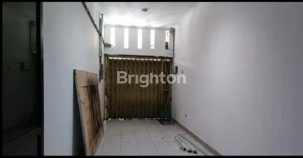 image RUKO LETAK STRATEGIS DIJALAN YANG RAMAI DITENGAH KOTA SEMARANG (7)