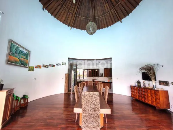 image DIJUAL CEPAT \\NRUMAH VILLA MEWAH SIAP HUNI (3)