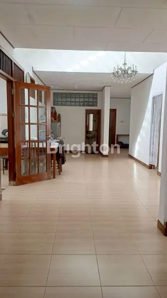 image RUMAH LUAS DI RAYA MARIBAYA LEMBANG DEKAT KEBUN BEGONIA BANDUNG (5)