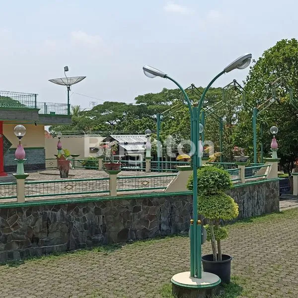 image DI JUAL, BANGUNAN EKSLUSIF, RUMAH, TEMPAT USAHA CULINARY,  (5)