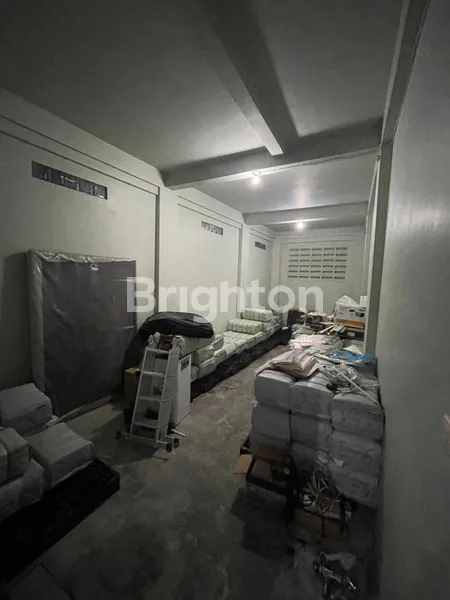 image DIJUAL RUKO 3  LANTAI 144 M2 AESTHETIC TENGAH KOTA KEDIRI (2)