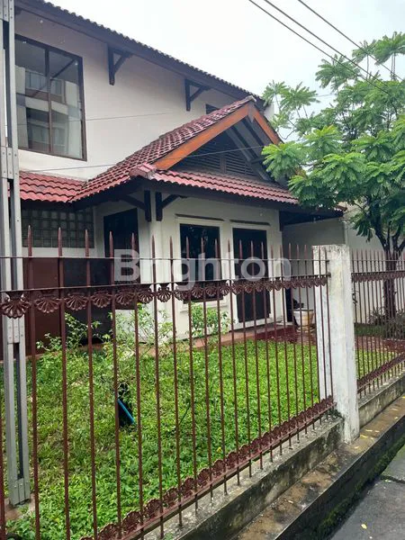 image RUMAH LAMA CANTIK ASRI SHM DI JATIWARINGIN (1)