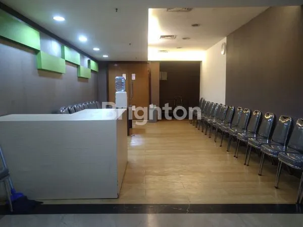 image OFFICE SPACE RUANGAN KANTOR GAJAH MADA TOWER (8)