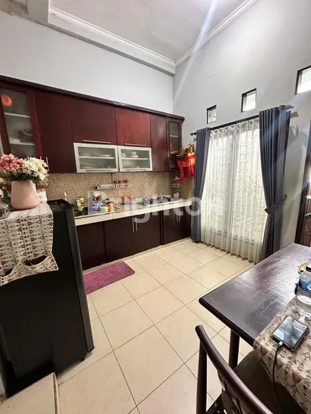 image RUMAH 2 LANTAI FULL FURNISH DEKAT JIMBARAN DAN NUSA DUA - 10 MENIT K PINTU TOLL NUSA DUA (4)