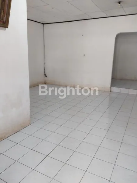 image RUMAH STRATEGIS, NYAMAN DAN ASRI (3)