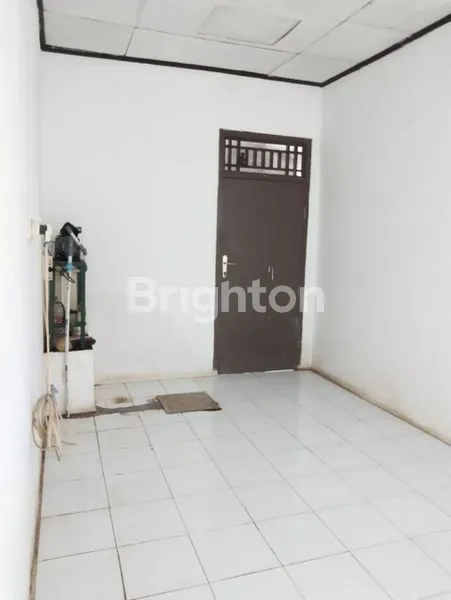 image RUMAH STRATEGIS, NYAMAN DAN ASRI (5)