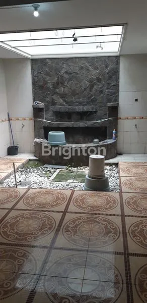 image RUMAH NYAMAN 2 LANTAI DI KETINTANG (7)