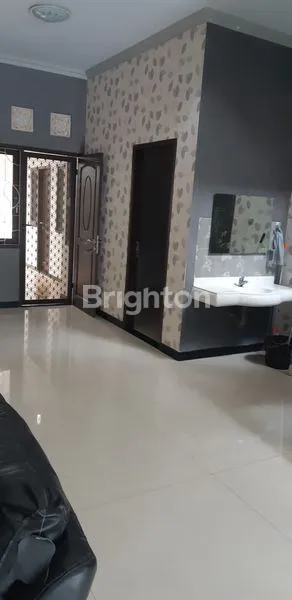 image RUMAH NYAMAN 2 LANTAI DI KETINTANG (4)