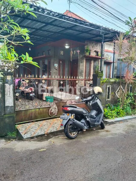 image RUMAH SECOND DI BERINGKIT GADON MENGWI (4)