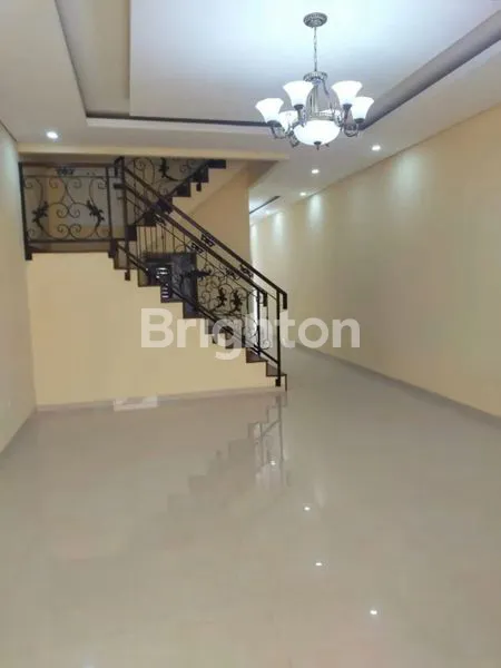 image RUMAH BARU AMERICAN STYLE, SHM & IMB LENGKAP (4)