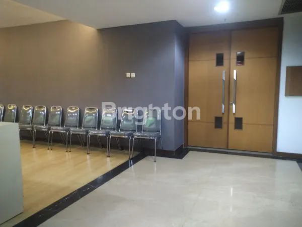 image RUANGAN KANTOR OFFICE SPACE PREMIUM PLAZA GAJAH MADA TOWER (2)