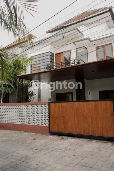 image RUMAH MEWAH 2 LANTAI DI SIDAKARYA, FULL FURNISH + JACUZZI (1)
