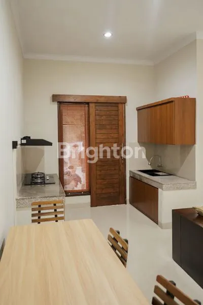 image RUMAH MEWAH 2 LANTAI DI SIDAKARYA, FULL FURNISH + JACUZZI (7)