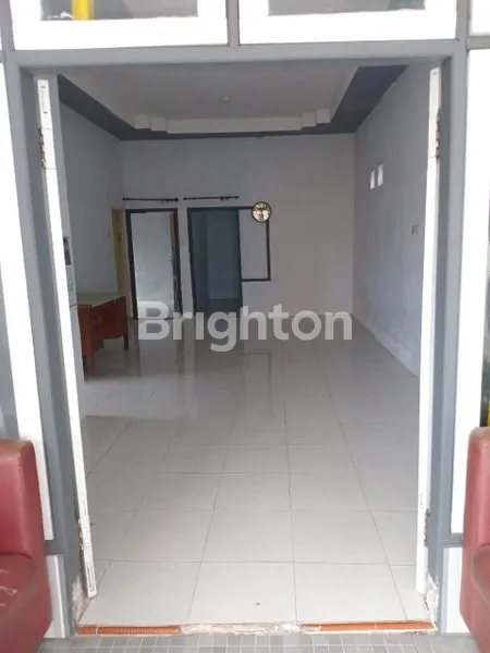 image RUMAH STRATEGIS HOOK – KENDUNG INDAH, SURABAYA (2)