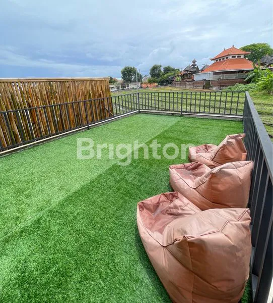 image 3BR VILLA RICEFIELDS VIEW IN PREMIUM LOCATION OF CANGGU (3)