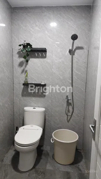 image RUMAH SANGAT STRATEGIS SELANGKAH KE JALAN RAYA DI KOMPLEK PERUMAHAN DI BOGOR (3)