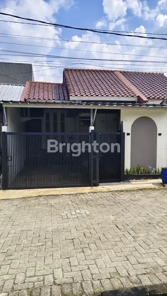 image RUMAH SANGAT STRATEGIS SELANGKAH KE JALAN RAYA DI KOMPLEK PERUMAHAN DI BOGOR (1)