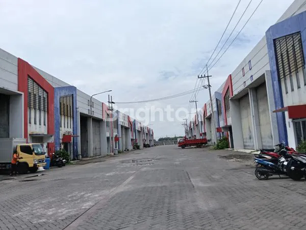 image GUDANG LOKASI LEGUNDI BUSINESS PARK, DRIYOREJO (7)