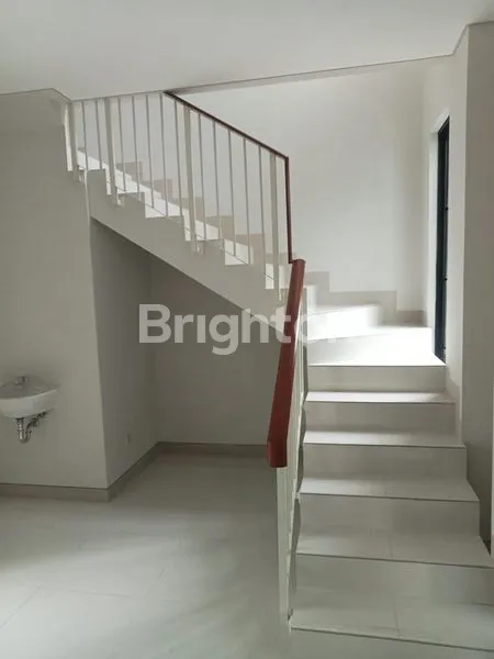 image BRAND NEW HOUSE CITRALAND DRIYOREJO NSW KOTA BARU DEKAT SENTRALAND RS RANDENGANSARI HUSADA (2)