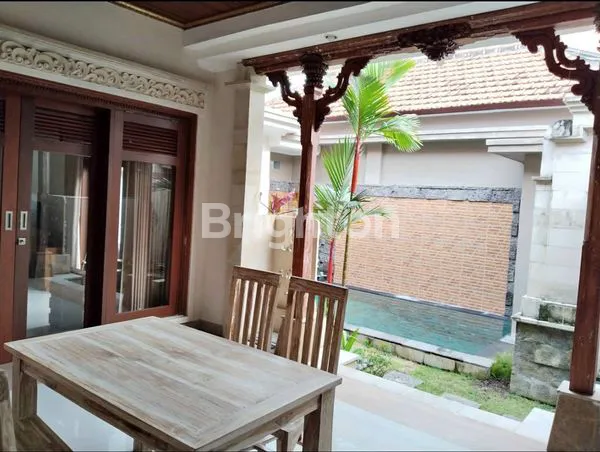 image VILLA MINIMALIS CLASIK DENGAN PRIVATE POOL DAN FASILITAS LENGKAP DIKAWASAN WISATA SANUR (5)