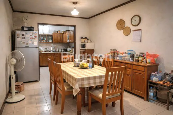 image DIJUAL RUMAH HITUNG TANAH  DEKAT PASAR BARU JAKARTA PUSAT (3)