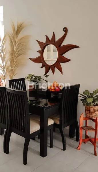 image RUMAH CANTIK MEMBUAT BETAH PENGHUNINYA DI BSB SEMARANG (7)