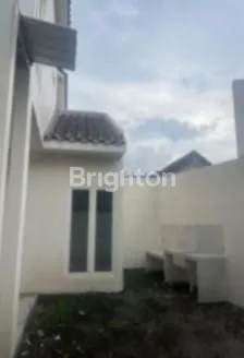 image RUMAH DIJUAL DI MOUNTAIN BOULEVARD (3)