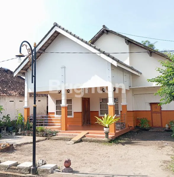 image RUMAH LUAS 421M² DI REJOMULYO, SHM, 3KT (1)