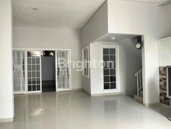 image HUNIAN EKSKLUSIF  HOOK, 4+1 KT, SIAP HUNI , CIPUTRA BALIKPAPAN  (3)