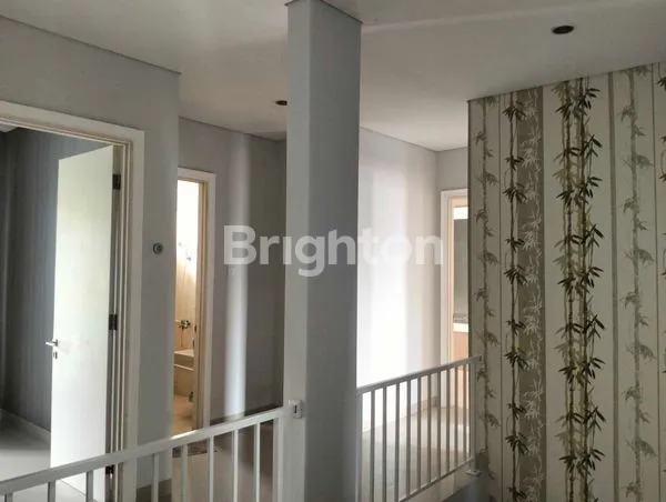 image HUNIAN EKSKLUSIF  HOOK, 4+1 KT, SIAP HUNI , CIPUTRA BALIKPAPAN  (5)