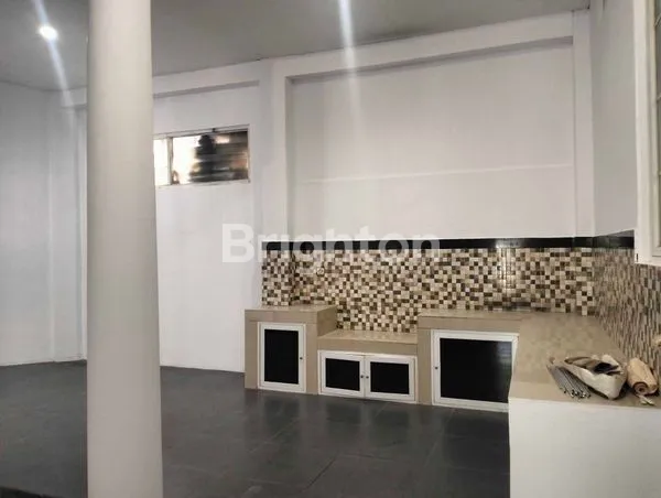 image HUNIAN EKSKLUSIF  HOOK, 4+1 KT, SIAP HUNI , CIPUTRA BALIKPAPAN  (8)