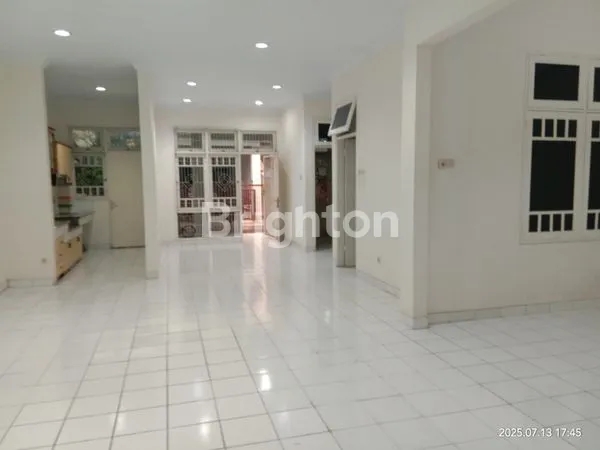 image RUMAH RAPI SIAP DISEWA DI VILLA MELATI MAS  TANGERANG (3)