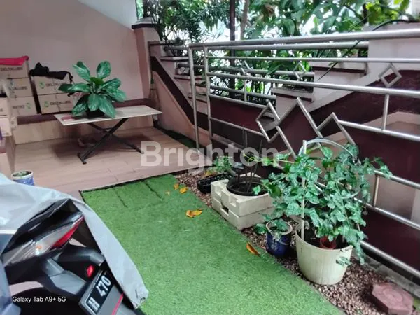 image RUMAH DALAM LINGKUNGAN PERUMAHAN JUAL CEPAT NEGO TAJAM (2)