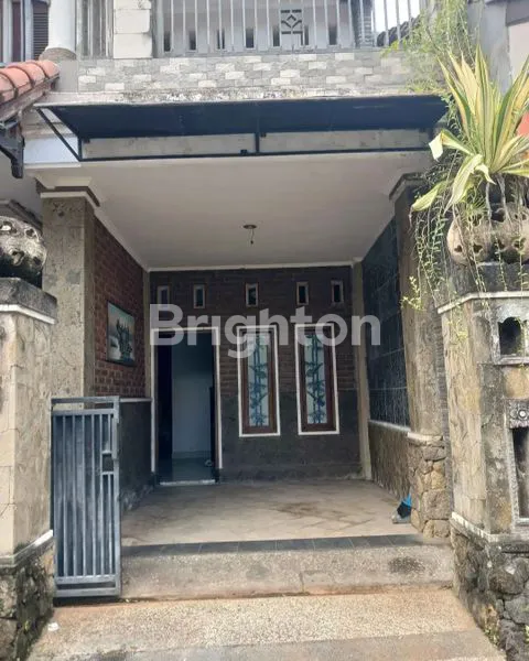 image DI SEWAKAN RUMAH 2 LANTAI – PADANG SAMBEAN, GUNUNG SANGHYANG DENPASAR  (2)